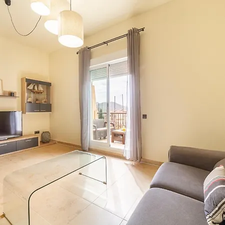 Trendy Homes Envia Golf I Lägenhet